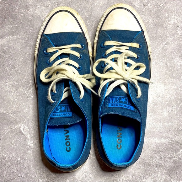 CONVERSE low tops, teal blue size 8 - Picture 1 of 4